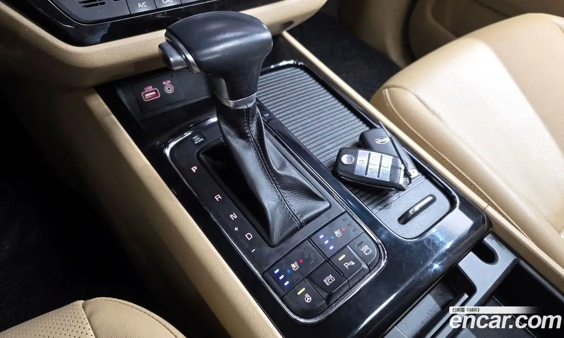 Kia Carnival 2017 2.2 автомат (гидро), фото 9