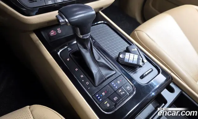 Kia Carnival 2017 2.2 автомат (гидро), миниатюра 9