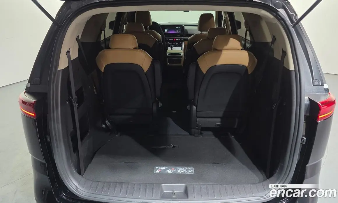 Kia Carnival 2022 2.2 автомат (гидро), фото 20