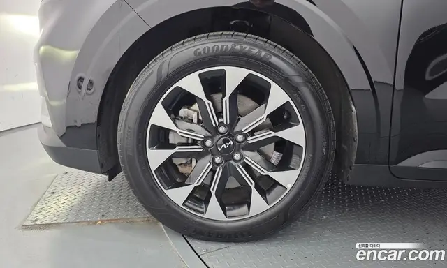 Kia Carnival 2022 2.2 автомат (гидро), миниатюра 5