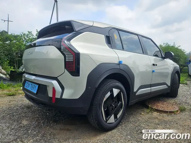 Kia EV3 2026 автомат (гидро), миниатюра 2