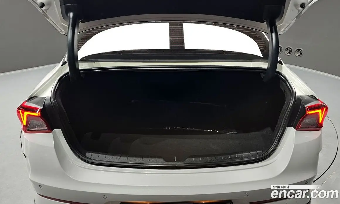 Kia K5 (Optima) 2020 2.0 автомат (гидро), фото 20 Kia K5 (Optima) 2020 2.0 автомат (гидро), фото 20