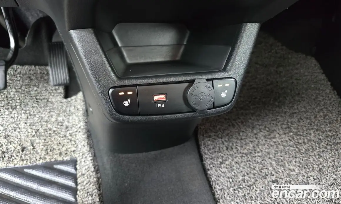 Kia Ray 2022 1.0 автомат (гидро), фото 16
