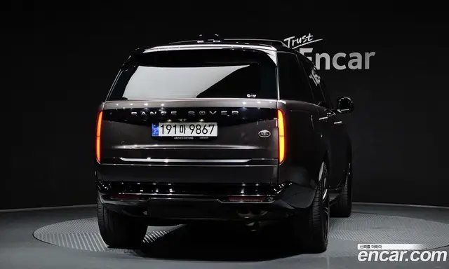 Land Rover Range Rover 2023 4.4 автомат (гидро), миниатюра 4 Land Rover Range Rover 2023 4.4 автомат (гидро), миниатюра 4