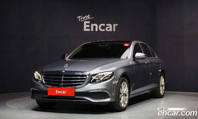Mercedes-Benz E-Class, 2019, 49 015 км