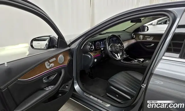 Mercedes-Benz E-Class 2019 2.0 автомат (гидро), миниатюра 10