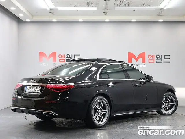 Mercedes-Benz S-Class 2023 2.9 автомат (гидро), миниатюра 2