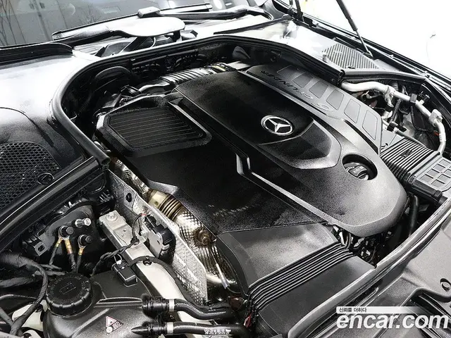 Mercedes-Benz S-Class 2023 2.9 автомат (гидро), миниатюра 12