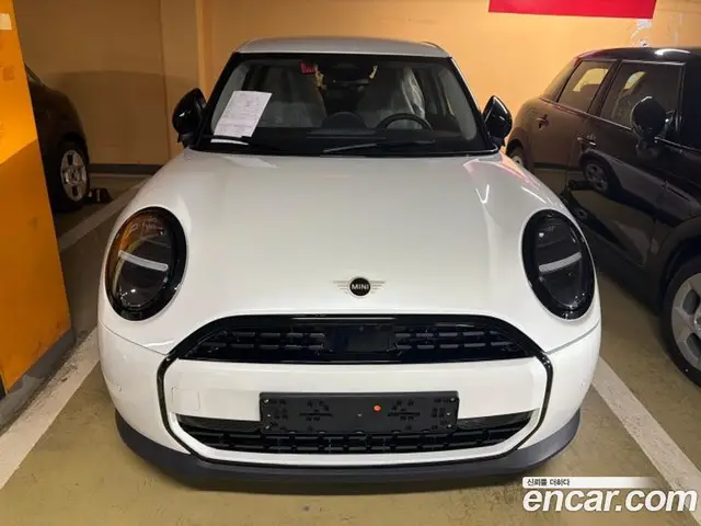 Mini Cooper, 2026, 5 км