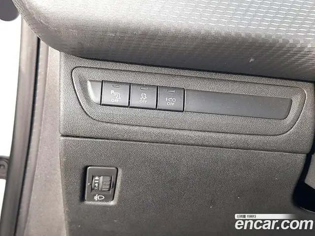 Peugeot 2008 2016 1.6 автомат (гидро), миниатюра 11