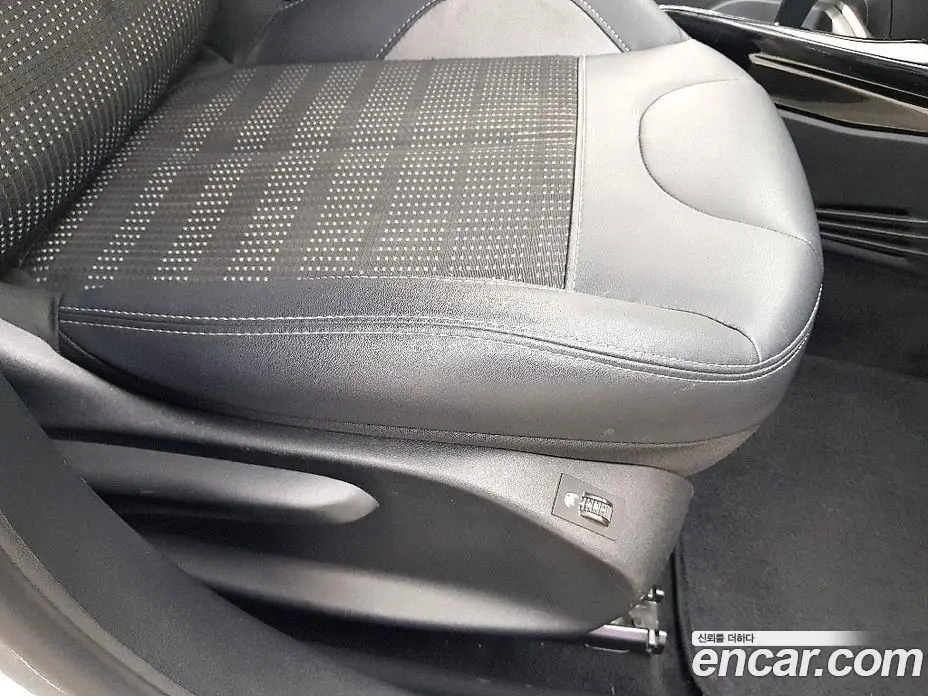 Peugeot 2008 2016 1.6 автомат (гидро), фото 15