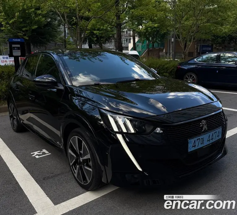 Peugeot 208 2022 автомат (гидро), фото 15 Peugeot 208 2022 автомат (гидро), фото 15