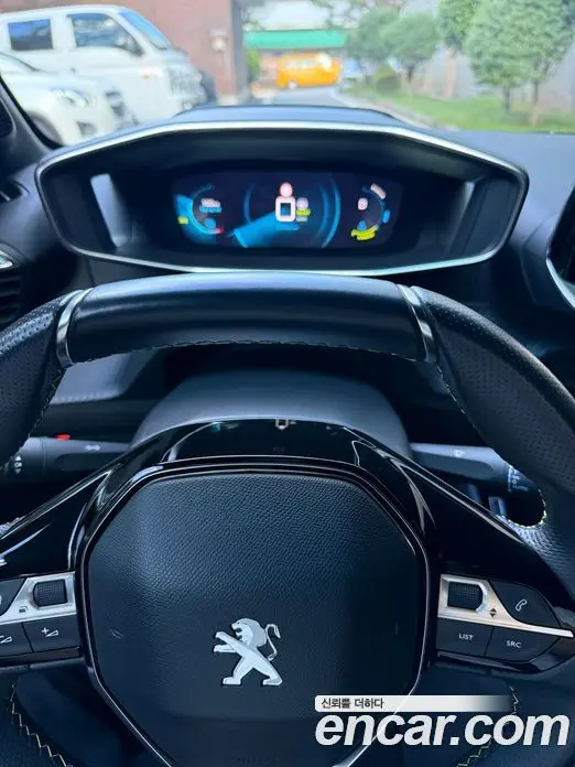 Peugeot 208 2022 автомат (гидро), миниатюра 8 Peugeot 208 2022 автомат (гидро), миниатюра 8