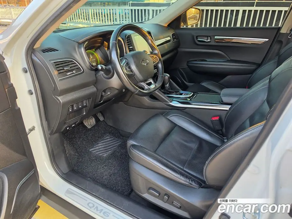 Renault (Samsung) QM6 2017 2.0 автомат (гидро), фото 15 Renault (Samsung) QM6 2017 2.0 автомат (гидро), фото 15