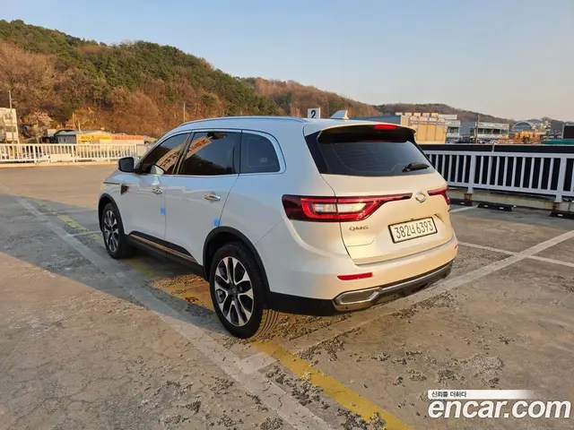 Renault (Samsung) QM6 2017 2.0 автомат (гидро), миниатюра 7 Renault (Samsung) QM6 2017 2.0 автомат (гидро), миниатюра 7