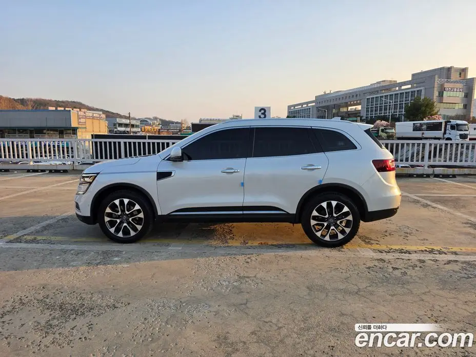 Renault (Samsung) QM6 2017 2.0 автомат (гидро), фото 8 Renault (Samsung) QM6 2017 2.0 автомат (гидро), фото 8