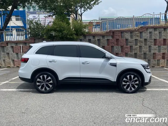 Renault (Samsung) QM6 2021 2.0 автомат (гидро), миниатюра 3 Renault (Samsung) QM6 2021 2.0 автомат (гидро), миниатюра 3