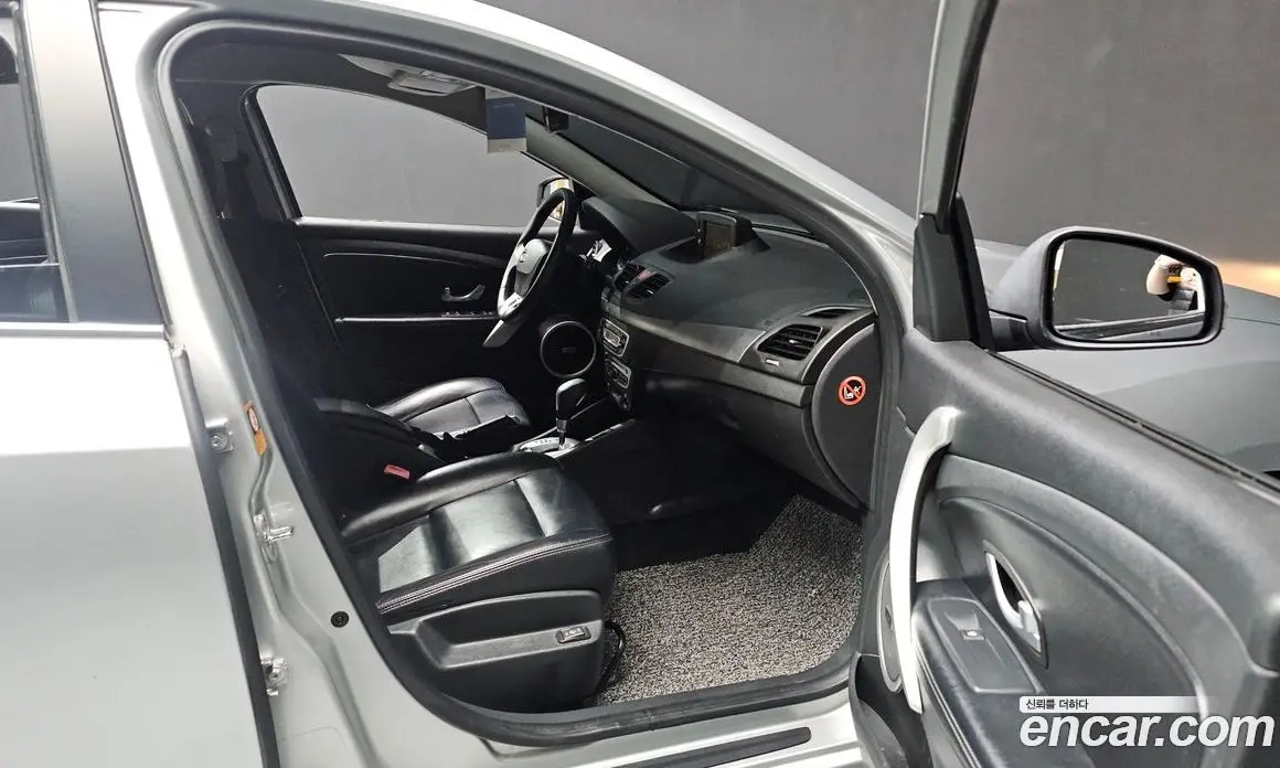 Renault (Samsung) SM3 2010 1.6 автомат (гидро), фото 18 Renault (Samsung) SM3 2010 1.6 автомат (гидро), фото 18