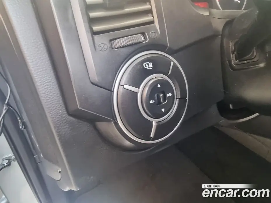 SsangYong Korando 2013 2.0 автомат (гидро), фото 12