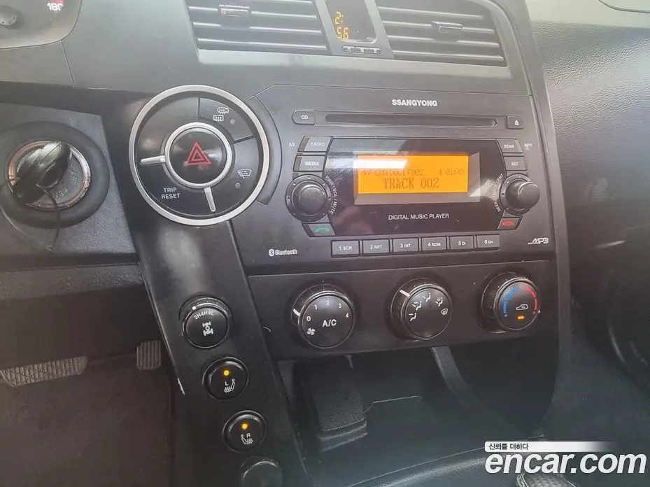 SsangYong Korando 2013 2.0 автомат (гидро), фото 14