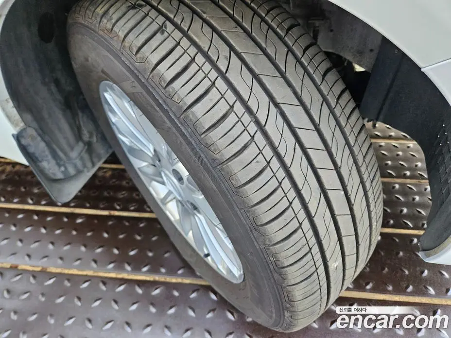 SsangYong Korando 2013 2.0 автомат (гидро), фото 9 SsangYong Korando 2013 2.0 автомат (гидро), фото 9