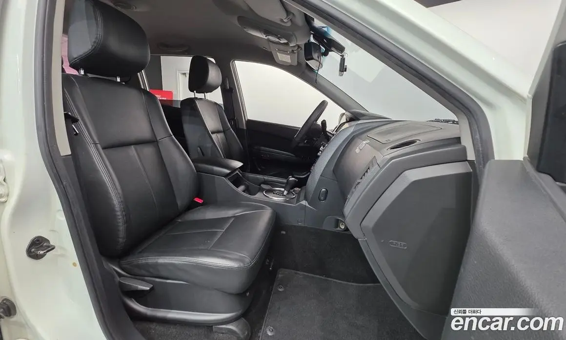 SsangYong Korando 2015 2.0 автомат (гидро), фото 10
