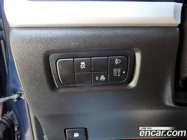 SsangYong Korando 2016 2.2 автомат (гидро), миниатюра 12