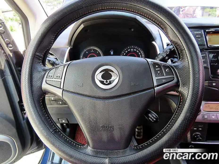 SsangYong Korando 2016 2.2 автомат (гидро), фото 8