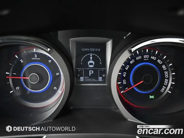 SsangYong Korando 2017 2.2 автомат (гидро), миниатюра 8