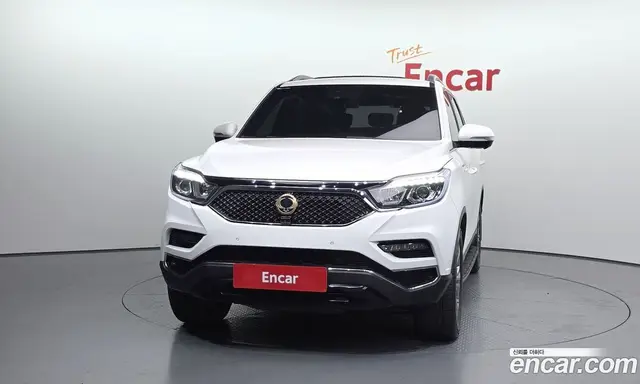 SsangYong Rexton 2017 2.2 автомат (гидро), миниатюра 3 SsangYong Rexton 2017 2.2 автомат (гидро), миниатюра 3