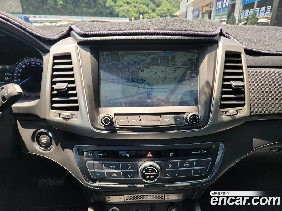 SsangYong Rexton 2018 2.2 автомат (гидро), фото 10