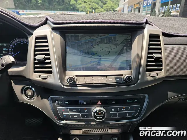 SsangYong Rexton 2018 2.2 автомат (гидро), миниатюра 10
