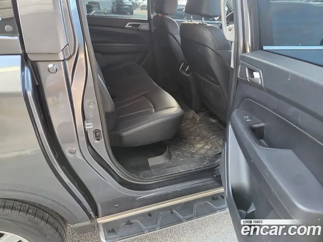 SsangYong Rexton 2018 2.2 автомат (гидро), миниатюра 10