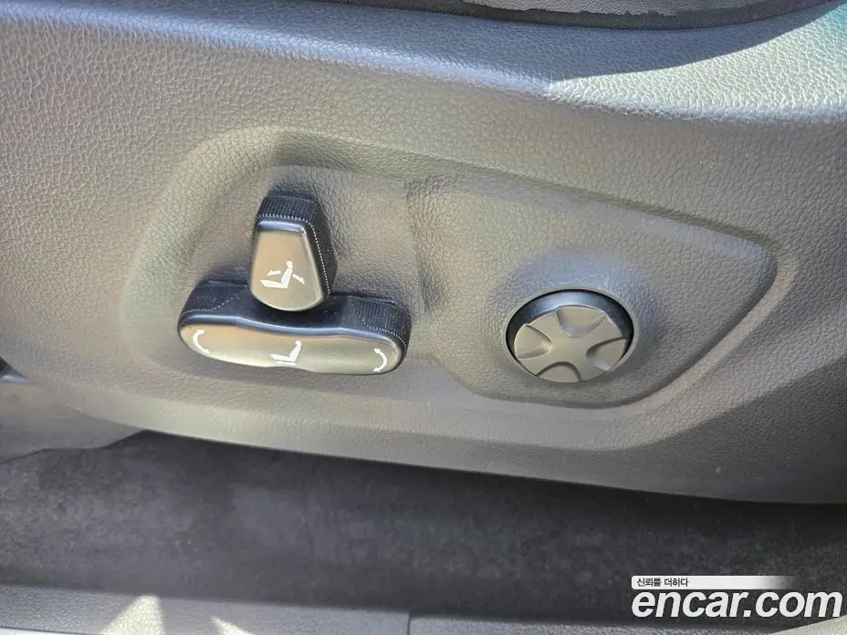 SsangYong Rexton 2019 2.2 автомат (гидро), фото 16