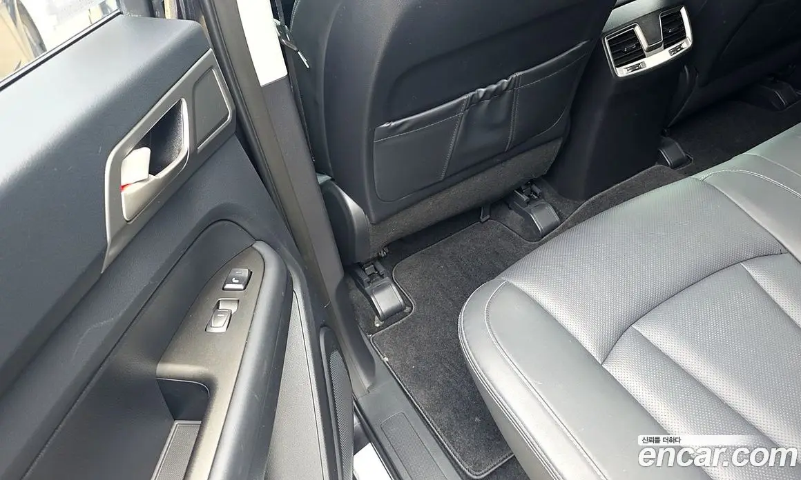 SsangYong Rexton 2019 2.2 автомат (гидро), фото 18 SsangYong Rexton 2019 2.2 автомат (гидро), фото 18