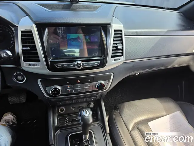 SsangYong Rexton 2019 2.2 автомат (гидро), миниатюра 8 SsangYong Rexton 2019 2.2 автомат (гидро), миниатюра 8