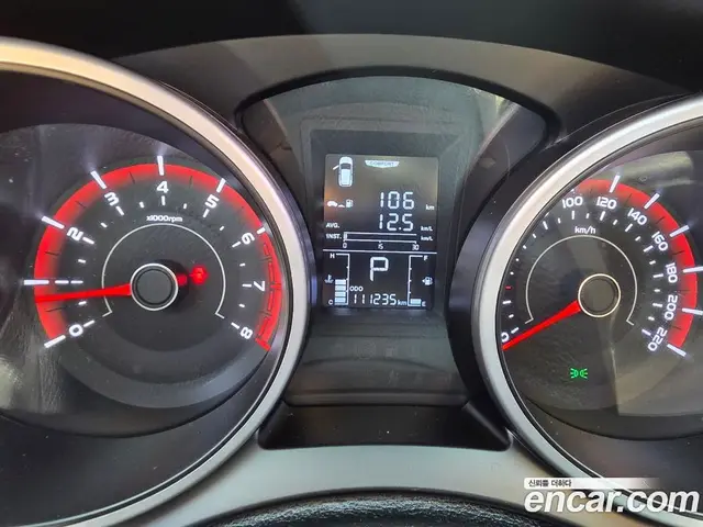 SsangYong TIBOLI 2015 1.6 автомат (гидро), миниатюра 8
