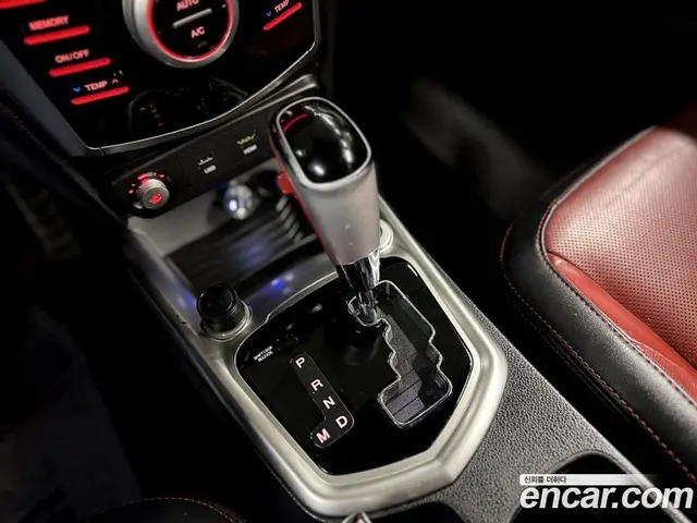 SsangYong TIBOLI 2015 1.6 автомат (гидро), миниатюра 9