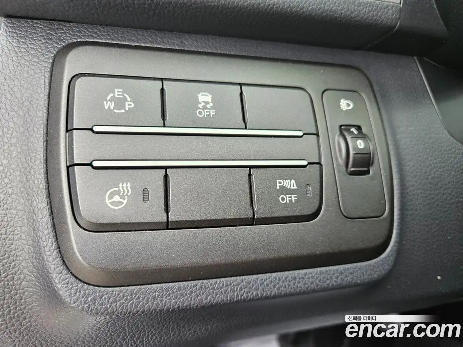 SsangYong TIBOLI 2015 1.6 автомат (гидро), фото 16 SsangYong TIBOLI 2015 1.6 автомат (гидро), фото 16