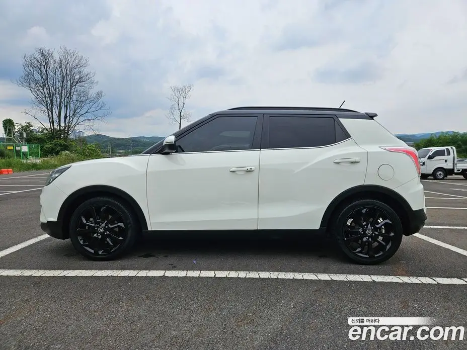 SsangYong TIBOLI 2015 1.6 автомат (гидро), фото 3 SsangYong TIBOLI 2015 1.6 автомат (гидро), фото 3