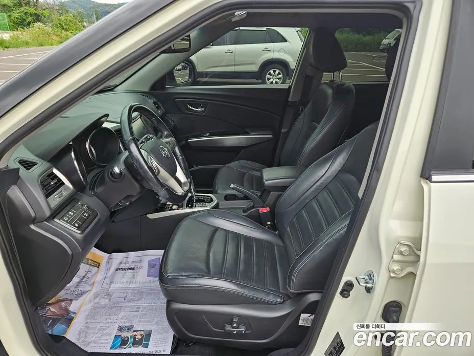 SsangYong TIBOLI 2015 1.6 автомат (гидро), фото 8 SsangYong TIBOLI 2015 1.6 автомат (гидро), фото 8