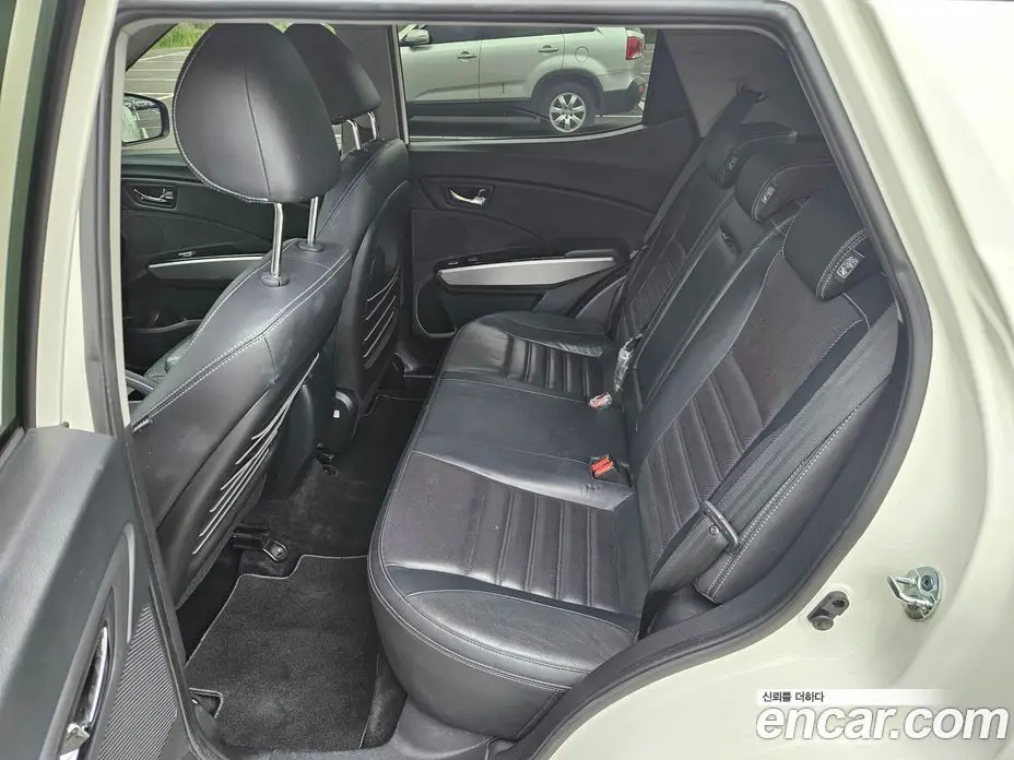 SsangYong TIBOLI 2015 1.6 автомат (гидро), фото 9 SsangYong TIBOLI 2015 1.6 автомат (гидро), фото 9