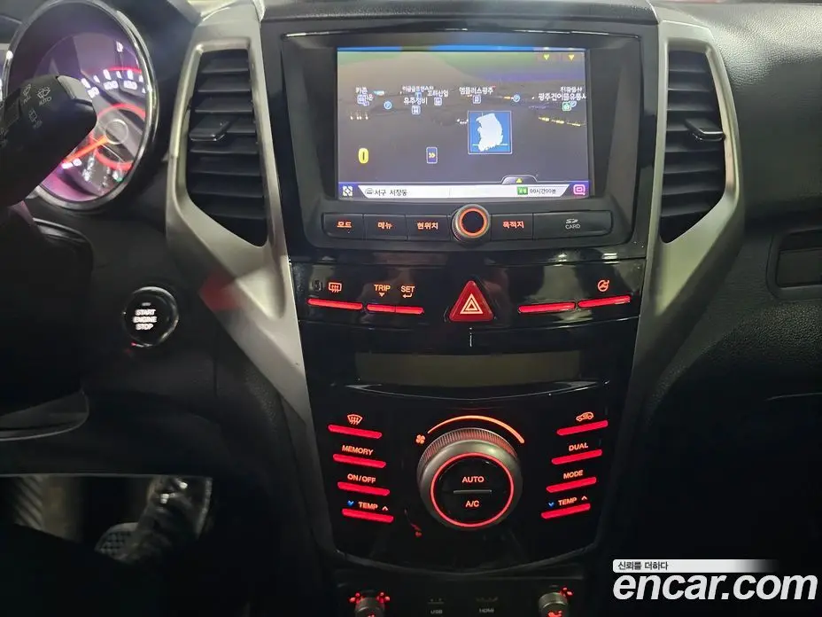 SsangYong TIBOLI 2015 1.6 автомат (гидро), фото 6