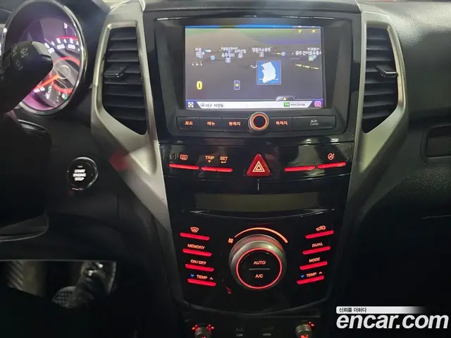 SsangYong TIBOLI 2015 1.6 автомат (гидро), миниатюра 6