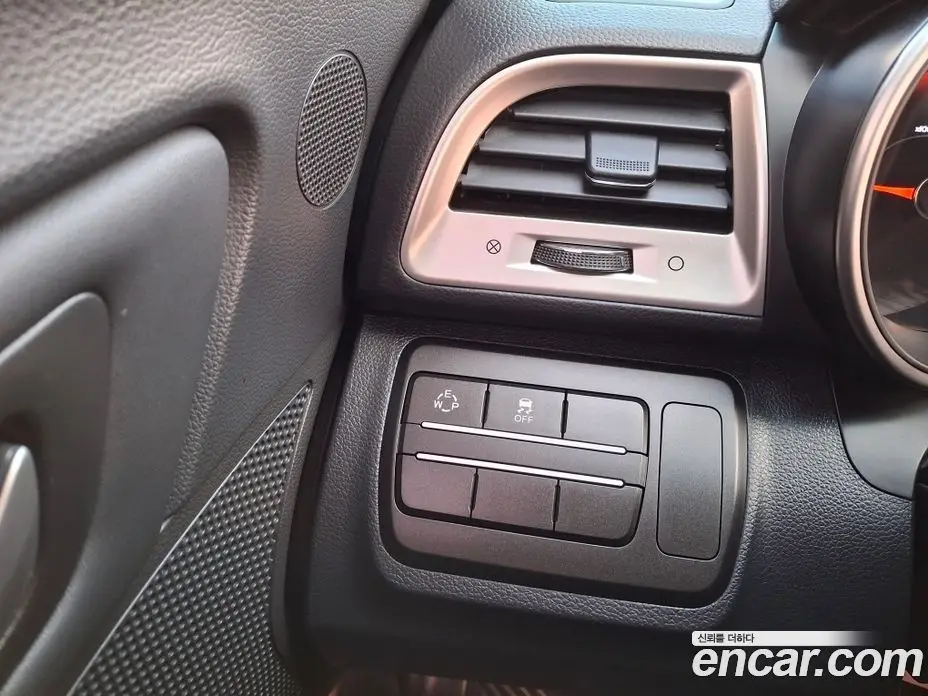 SsangYong TIBOLI 2016 1.6 автомат (гидро), фото 11