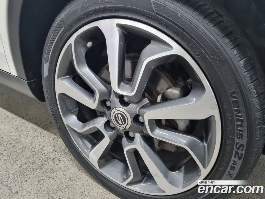 SsangYong TIBOLI 2016 1.6 автомат (гидро), фото 5