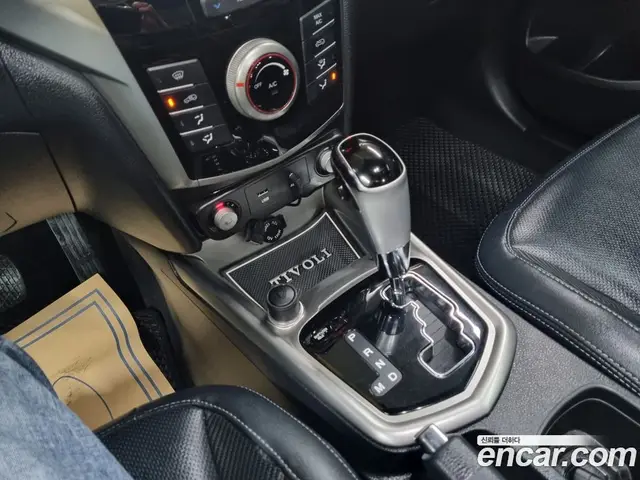 SsangYong TIBOLI 2016 1.6 автомат (гидро), миниатюра 9