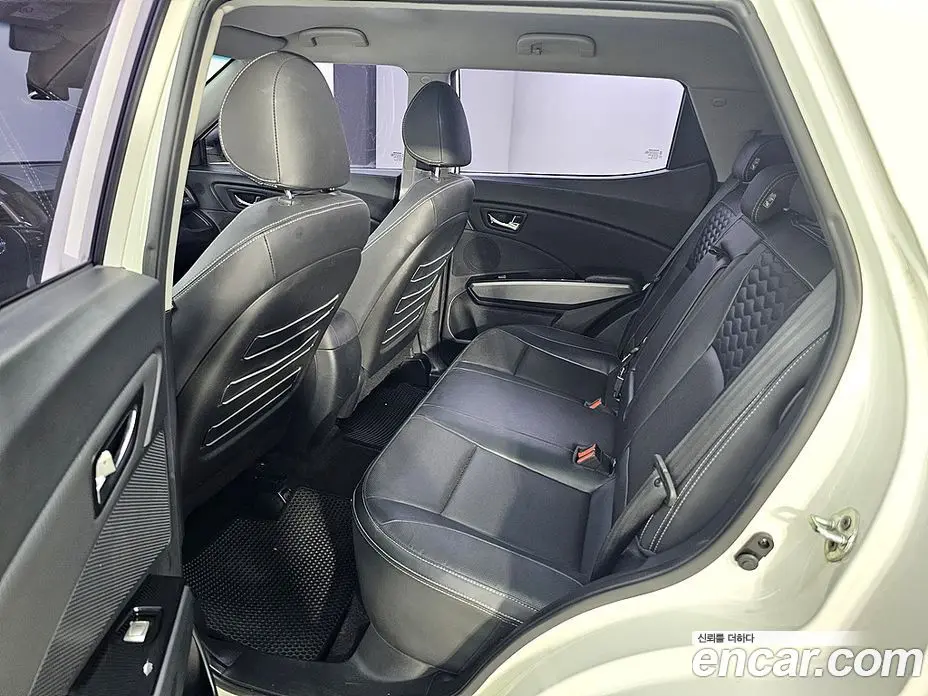 SsangYong TIBOLI 2017 1.6 автомат (гидро), фото 9 SsangYong TIBOLI 2017 1.6 автомат (гидро), фото 9