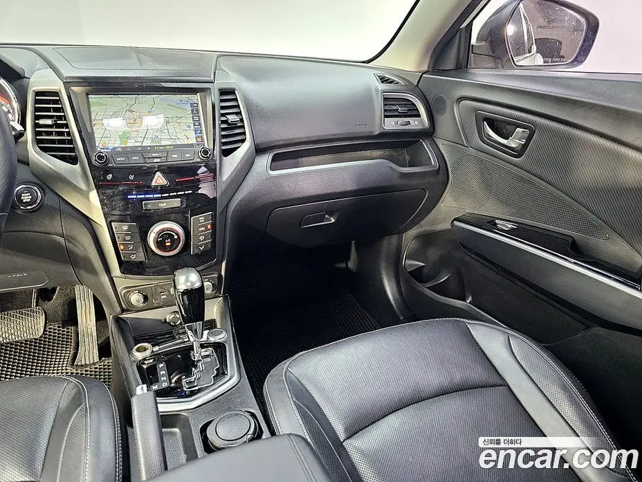 SsangYong TIBOLI 2017 1.6 автомат (гидро), фото 10 SsangYong TIBOLI 2017 1.6 автомат (гидро), фото 10