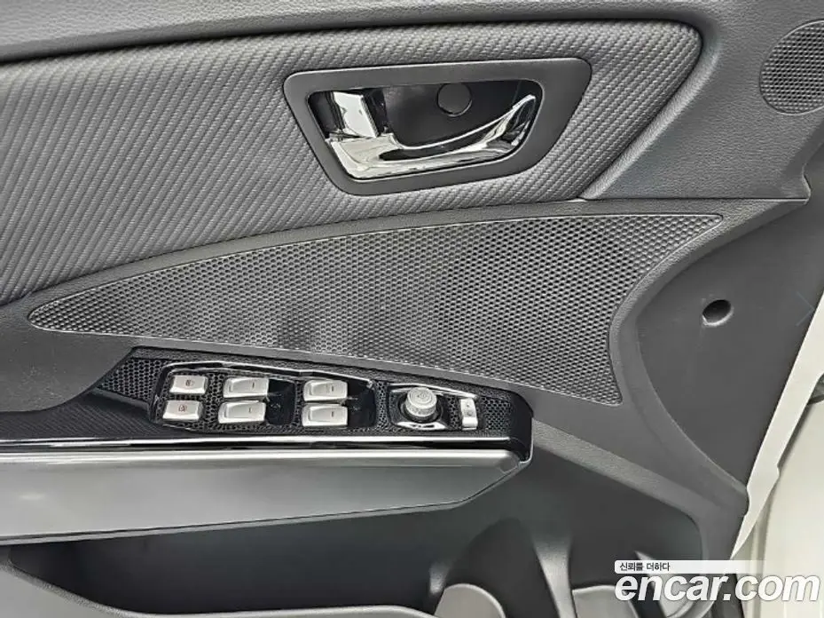 SsangYong TIBOLI 2017 1.6 автомат (гидро), фото 17